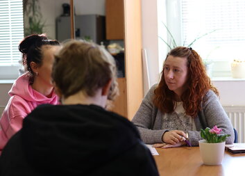 Díky nadaci Olgy Havlové byla pomoc uprchlíkům účinnější