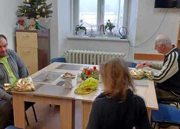 Žen do charitního denního centra dochází čím dál víc. Noční zázemí pro ně tu ale chybí