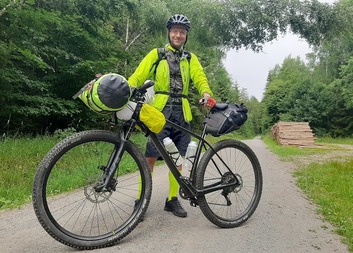 Luboš Juránek pojede extrémní závod pro klienty Emanuelu